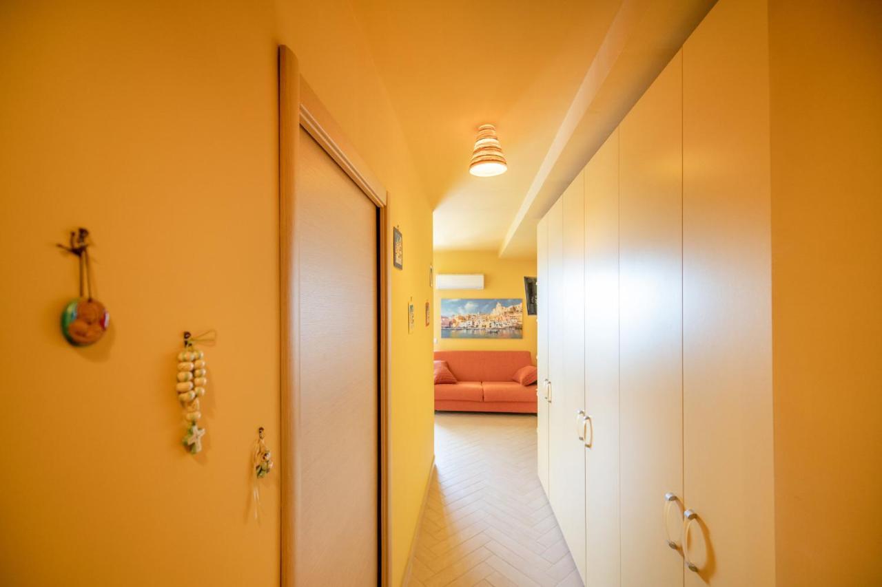 Вилла Casa Cinzia In Marina Di Corricella Прочида Экстерьер фото